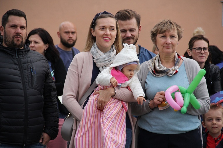 Piknik parafialny na Muchoborze Wielkim