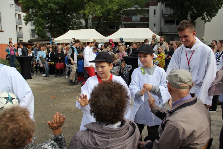 Piknik parafialny na Muchoborze Wielkim