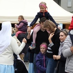 Piknik parafialny na Muchoborze Wielkim