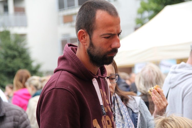 Piknik parafialny na Muchoborze Wielkim