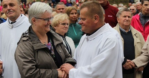 W Kalwarii Zebrzydowskiej żony i mężowie odnowili swoje przyrzeczenia małżeńskie.