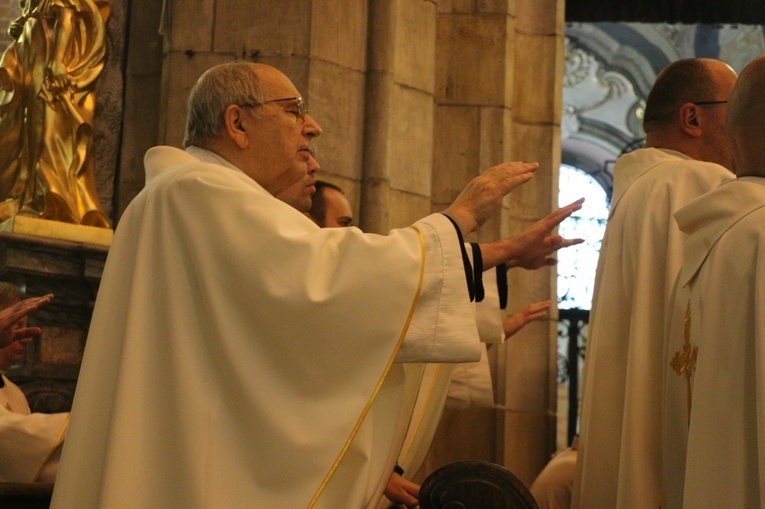 Pogrzeb śp. ks. prał. Mariana Biskupa