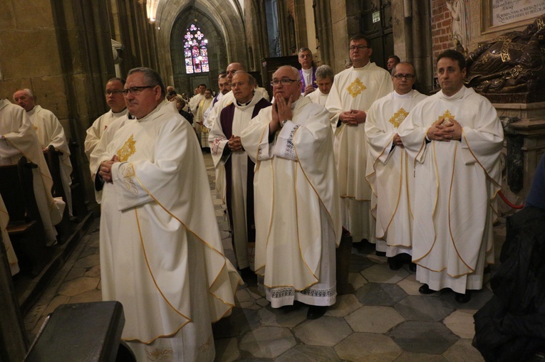 Pogrzeb śp. ks. prał. Mariana Biskupa