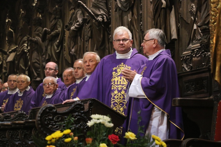 Pogrzeb śp. ks. prał. Mariana Biskupa