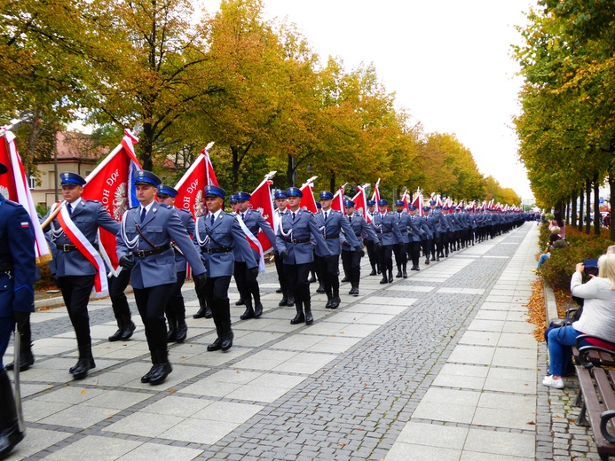 W XVIII Spotkaniu Środowiska Policyjnego na Jasnej Górze uczestniczyła delegacja pomorskiej policji.