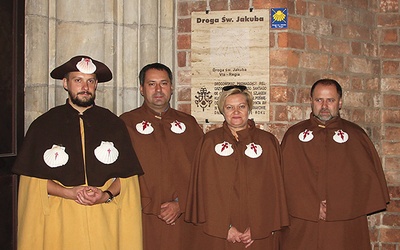 ▲	Uczestnicy parlamentu w katedrze wrocławskiej.