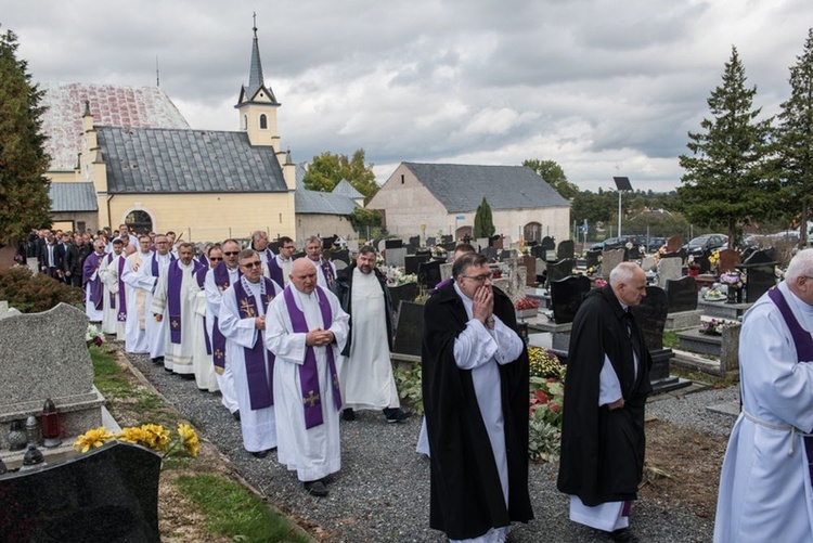 Uroczystości pogrzebowe o. Andrzeja Smołki SSCC