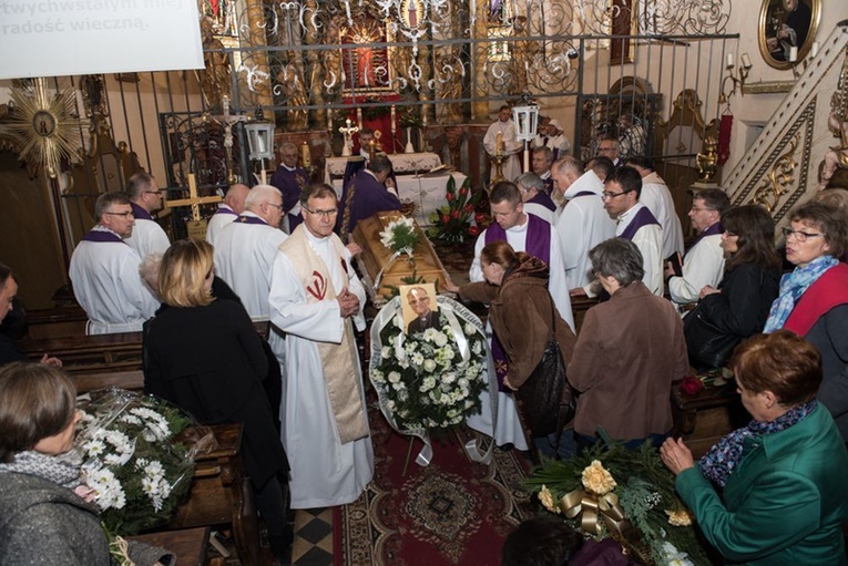Uroczystości pogrzebowe o. Andrzeja Smołki SSCC