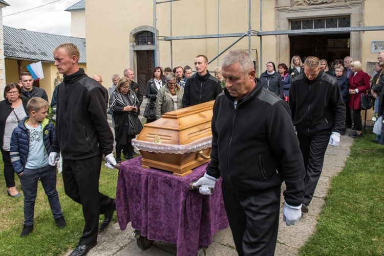 Uroczystości pogrzebowe o. Andrzeja Smołki SSCC