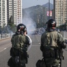 Media w Hongkongu: Policja postrzeliła demonstranta ostrą amunicją