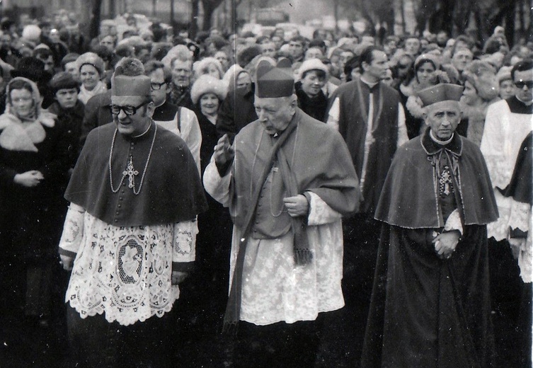 O Kościele katolickim w czasach wielkiej próby 