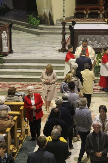 Wprowadzenie figury św. Michała Archanioła w parafii pw. NMP Królowej Polski w Świdnicy