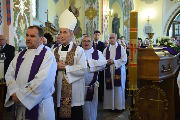 Pogrzeb śp. ks. Alojzego Drożdża