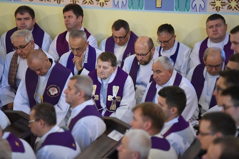 Pogrzeb śp. ks. Alojzego Drożdża