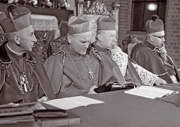 Abp Antoni Baraniak oraz księża kardynałowie Karol Wojtyła, Stefan Wyszyński i Bolesław Kominek (na zdjęciu) są jednymi z bohaterów książki  o Episkopacie Polski.
