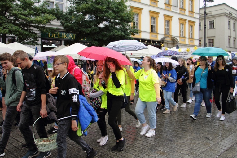 Międzypokoleniowy Żonkilowy Marsz Nadziei 2019