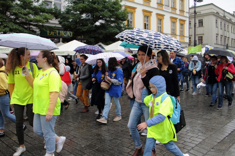 Międzypokoleniowy Żonkilowy Marsz Nadziei 2019