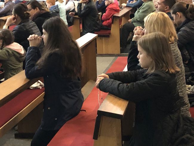 Stalowa Wola. Różaniec u michalitów