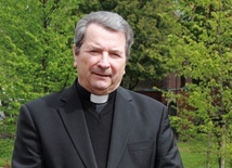 Do wspólnej modlitwy w intencji kapłanów zaprasza ks. inf. Stanisław Zięba.