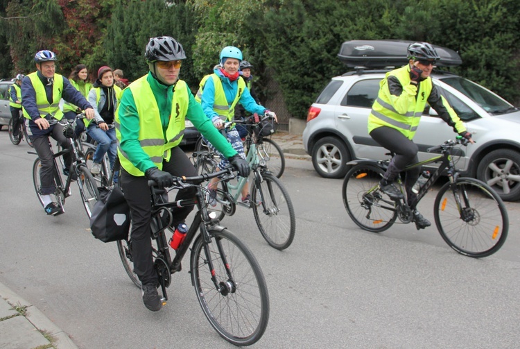 Pielgrzymka rowerowa do Ostrówka