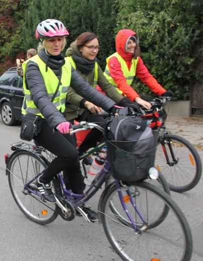 Pielgrzymka rowerowa do Ostrówka