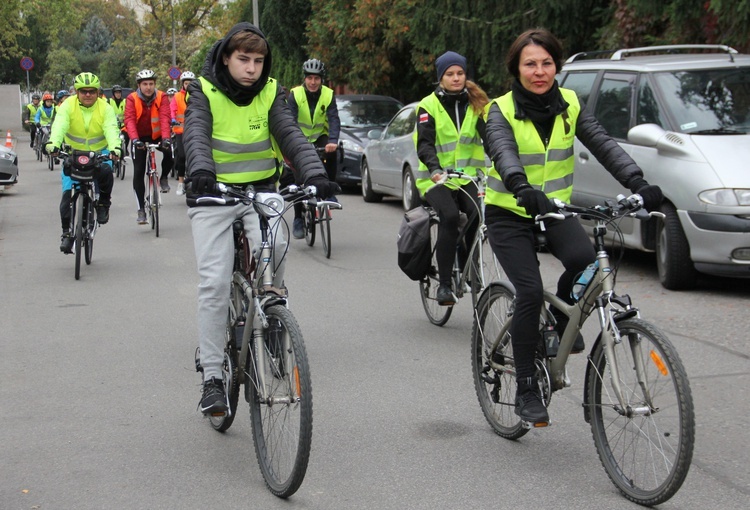 Pielgrzymka rowerowa do Ostrówka