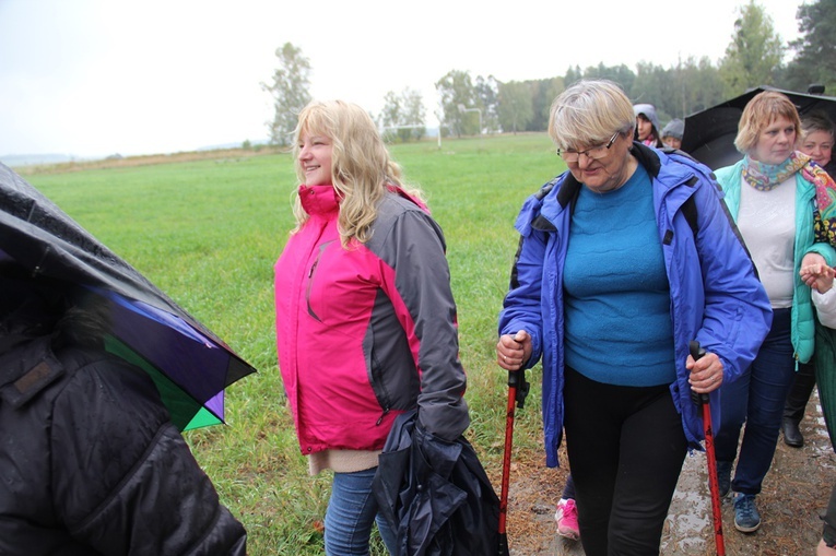 Pielgrzymka jadwiżańska z Brzegu Dolnego do Łososiowic
