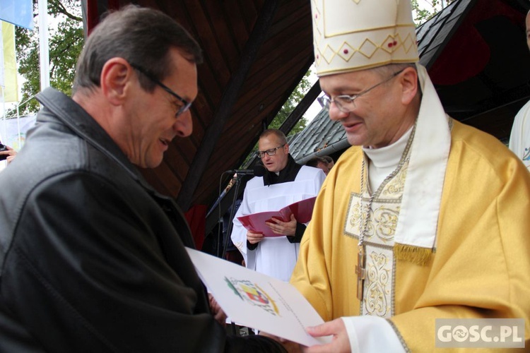 Pielgrzymka Róż Żywego Różańca do Rokitna