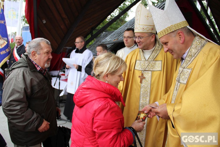 Pielgrzymka Róż Żywego Różańca do Rokitna