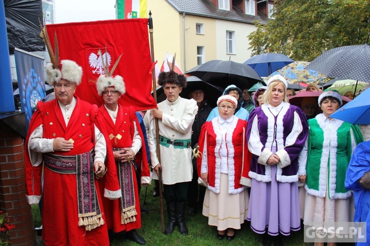 Pielgrzymka Róż Żywego Różańca do Rokitna