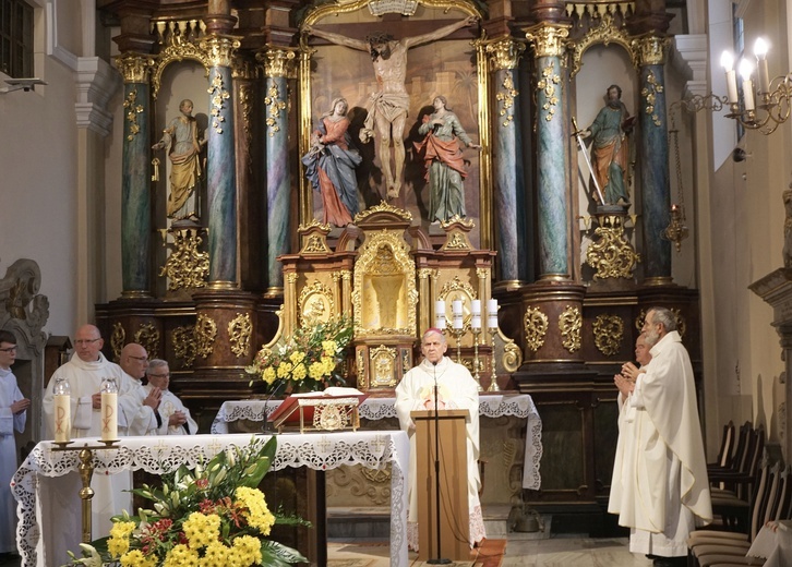Pielgrzymka osób konsekrowanych do sanktuarium Matki Bożej Nieustającej Pomocy w Gliwicach 