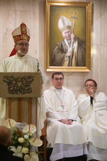 Msza św. i procesja ku czci św. Faustyny
