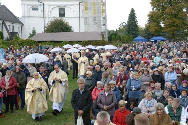 Pielgrzymka Żywego Różańca do Wysokiego Koła