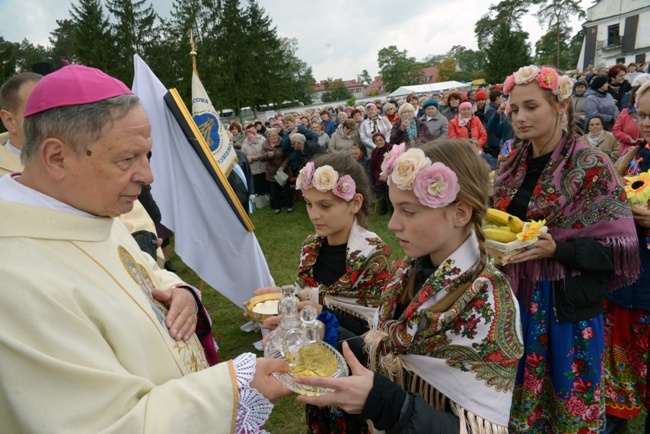 Pielgrzymka Żywego Różańca do Wysokiego Koła