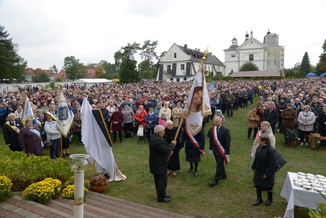 Pielgrzymka Żywego Różańca do Wysokiego Koła