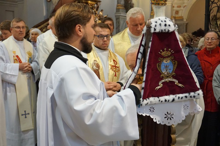 Diecezjalna pielgrzymka róż różańcowych do Barda