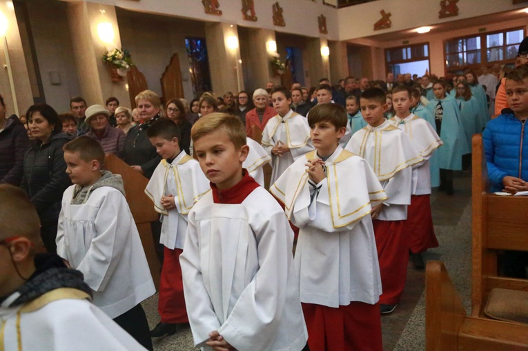 Relikwie dzieci fatimskich w Łękach Górnych