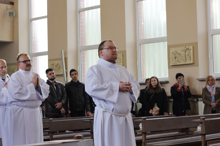 Promocja szafarzy nadzwyczajnych diecezji łowickej