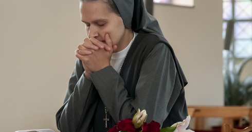 Śluby s. Magdaleny, cz. 1