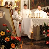 Pomoże rozpoznać wolę Bożą. Parafia na Ochocie z relikwiami św. Faustyny