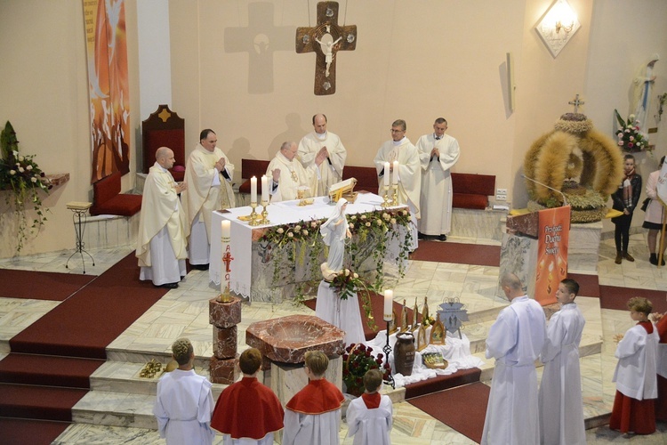 Poświęcenie Drogi Małżeńskiej w Opolu-Winowie