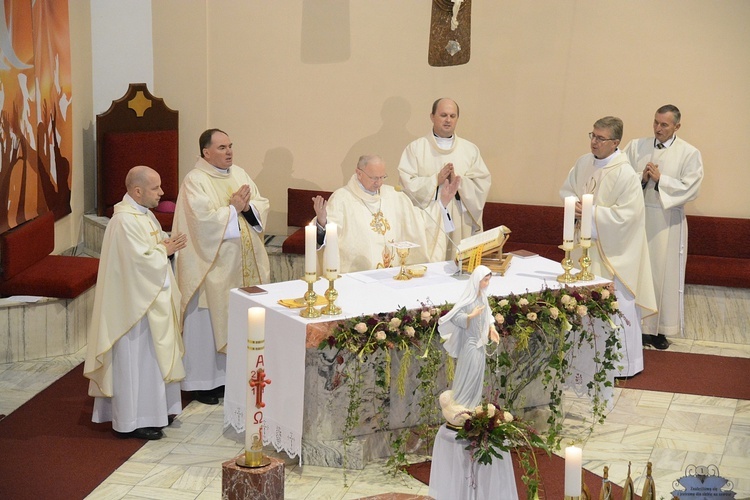 Poświęcenie Drogi Małżeńskiej w Opolu-Winowie