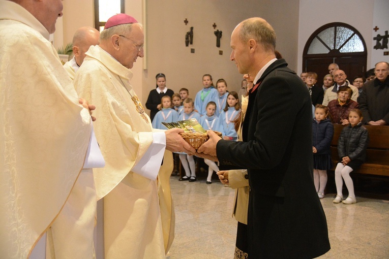 Poświęcenie Drogi Małżeńskiej w Opolu-Winowie