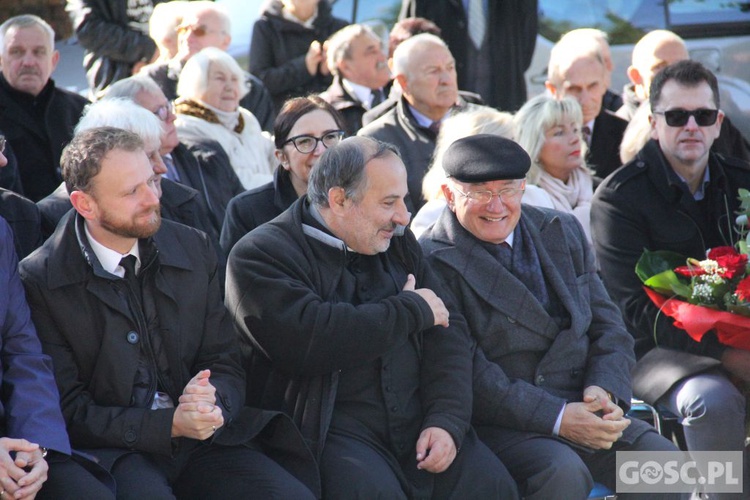 Uroczystości przy pomniku Ofiar Ludobójstwa w Zielonej Górze (Łężyca)