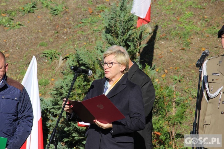 Uroczystości przy pomniku Ofiar Ludobójstwa w Zielonej Górze (Łężyca)