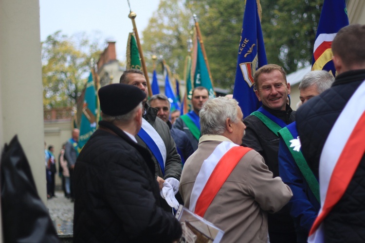 Pielgrzymka hodowców gołębi i orkiestr kalwaryjskich