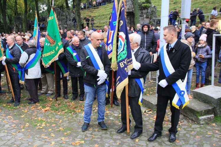 Pielgrzymka hodowców gołębi i orkiestr kalwaryjskich