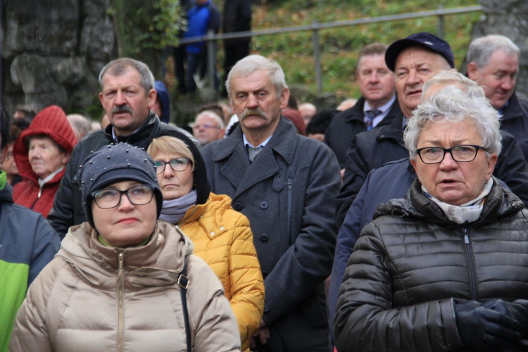 Pielgrzymka hodowców gołębi i orkiestr kalwaryjskich