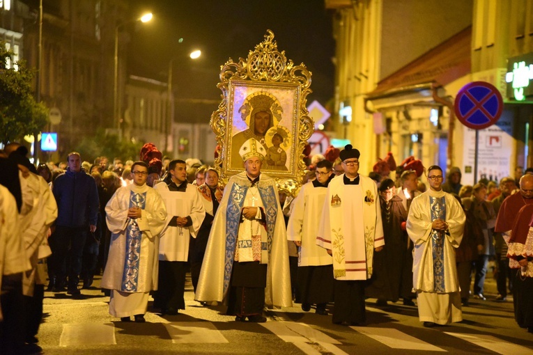 Procesja różańcowa. 