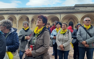 Asyż zachywcił panie nie tylko pod względem krajobrazu, ale także nieustanną "obecnością" św. Franciszka i św. Klary.